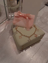 Load and play video in Gallery viewer, Luxury Pastel Handbag Extension Chain
